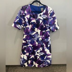 Vince Camuto abstract purple knee length dress with pockets size 14 EUC
